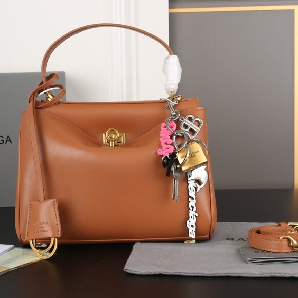 Balenciaga Chain Bags, Wallets - Picture 1 of 9